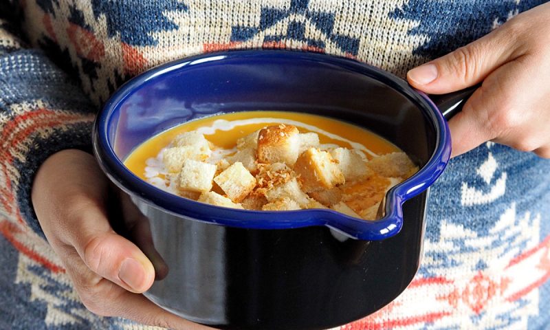 Rezept für Süßkartoffel-Kokos-Möhren-Suppe - "Fee ist mein Name"